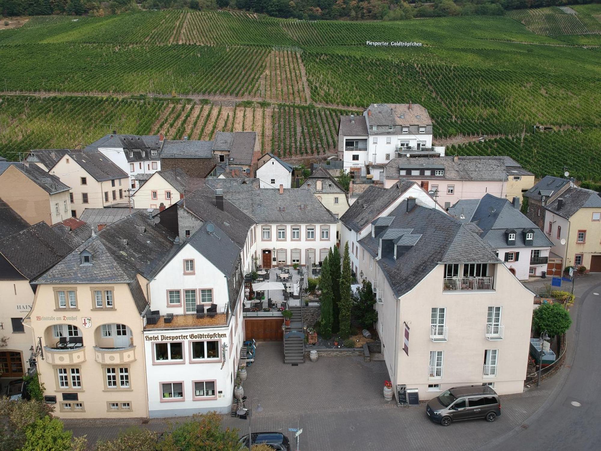 Weingutshotel Piesporter Goldtroepfchen Eksteriør bilde