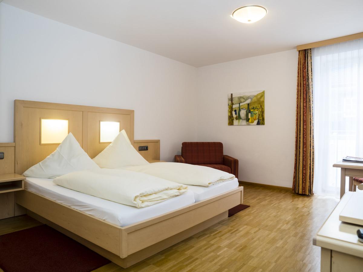 Weingutshotel Piesporter Goldtroepfchen Eksteriør bilde